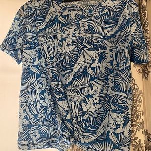 🌺NWOT XS Ivory Ella Top🌺